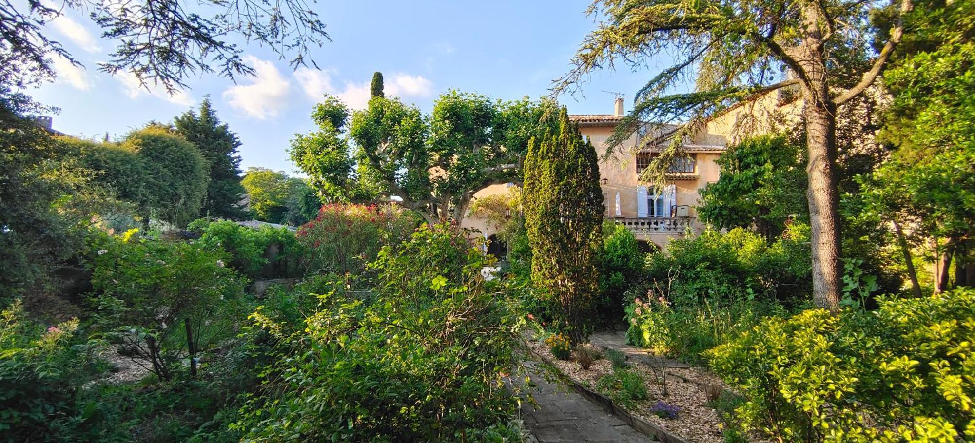 Rue Du Chateau A Cabrieres D'Avignon Cabrieres-d'Avignon Exterior foto