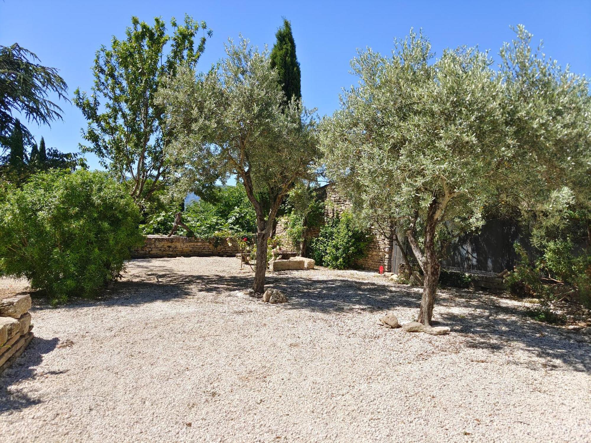 Rue Du Chateau A Cabrieres D'Avignon Cabrieres-d'Avignon Exterior foto