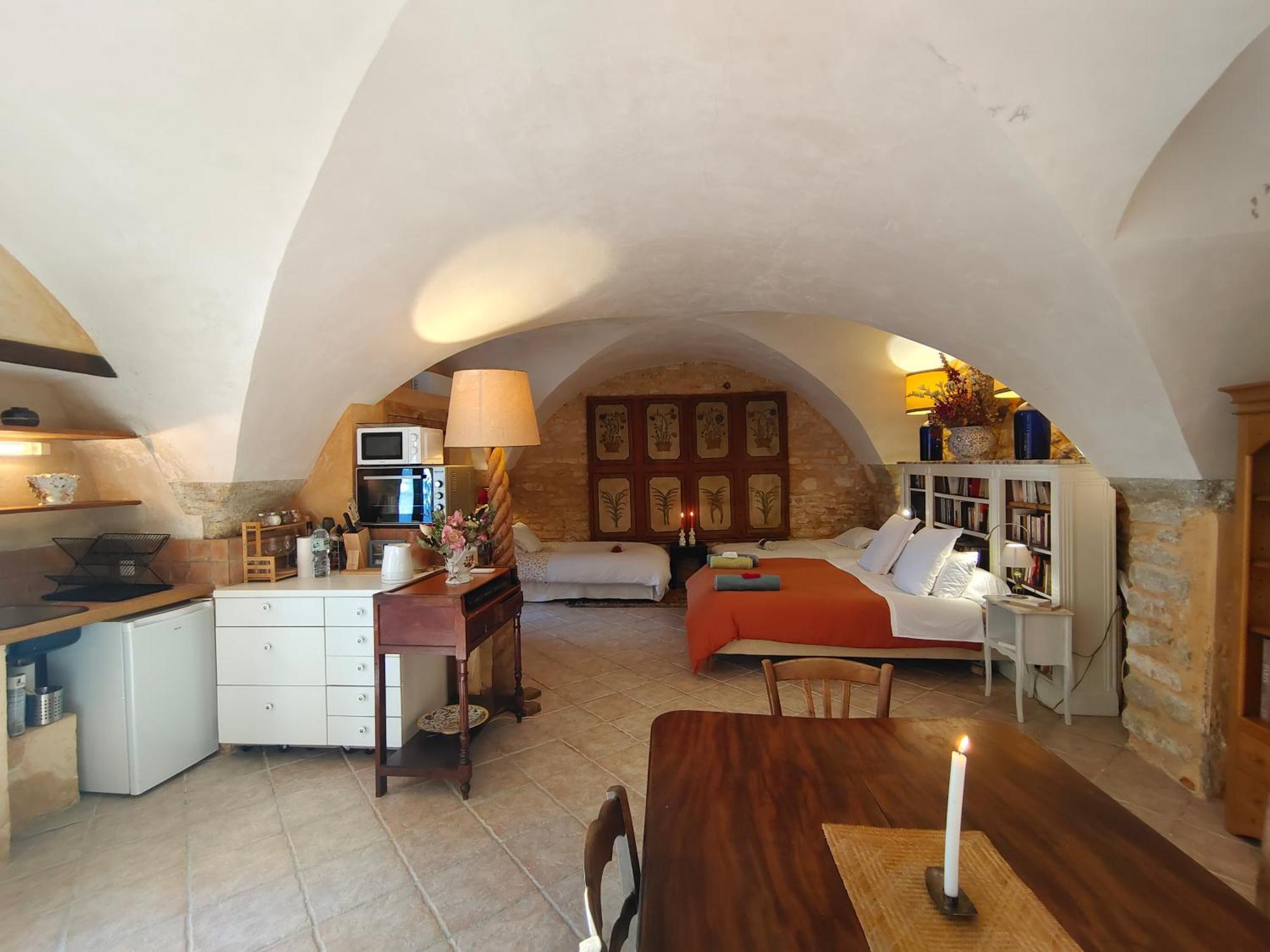 Rue Du Chateau A Cabrieres D'Avignon Cabrieres-d'Avignon Exterior foto